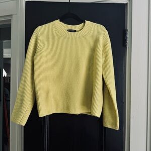 Banana Republic cashmere Lemon Crew Neck Sweater